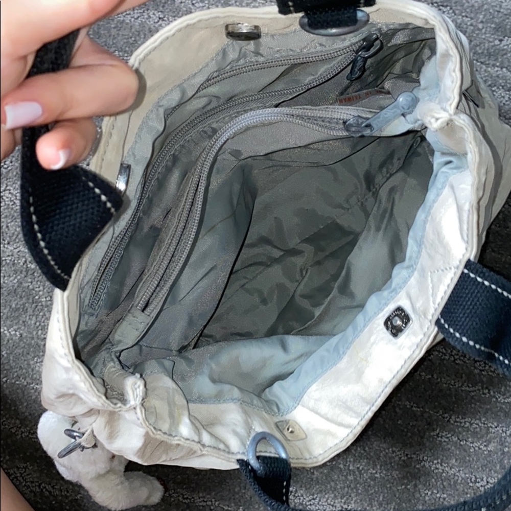 Women Kipling vintage cream and black tote bag with monkey attached - Picture 3 of 8